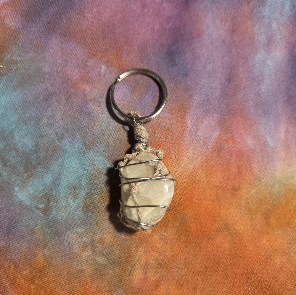 Quartz Keychain - Picture 2 of 2